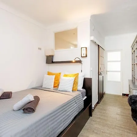 Apartment L'annonciade-calme-terrasse-parking *