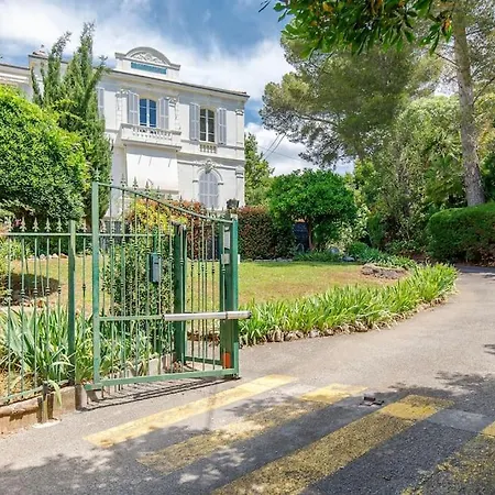 L'annonciade-calme-terrasse-parking Cannes